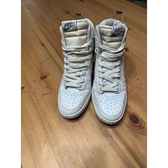 Nike Dunk Sky Hi Top Hidden Wedge Sneaker Women 8 Textured Croc Print Wedge Shoe - Picture 3 of 15